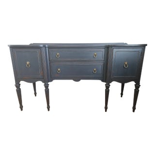 Vintage Huntley Furniture Sideboard by Simmons – Federal Revival Style in Distressed Charcoal For Sale