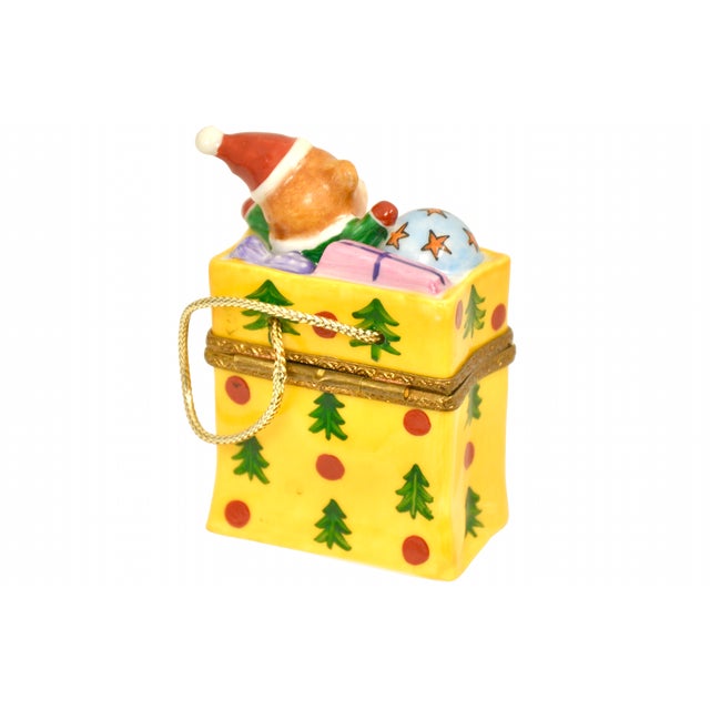Limoges, France Limoges Christmas Gift Bag Accent Box For Sale - Image 4 of 6
