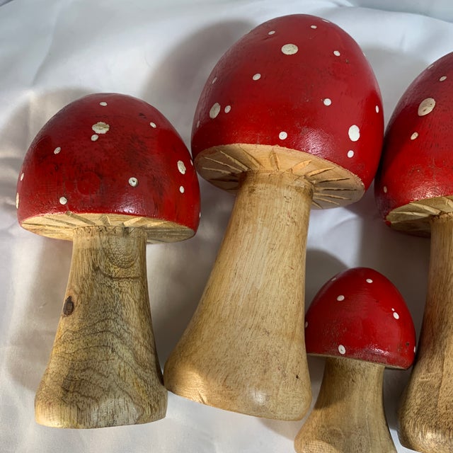 Red Set of 5 Red and White Carved Folk Art Mushrooms For Sale - Image 8 of 8