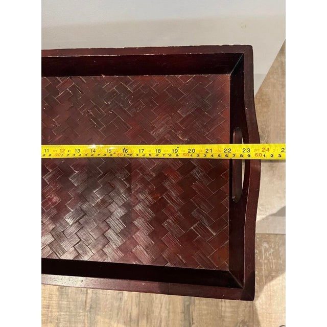 1980s Dark Wood Folding Butler Tray Table Woven Bamboo Inlay Removable Serving Tray For Sale - Image 10 of 13