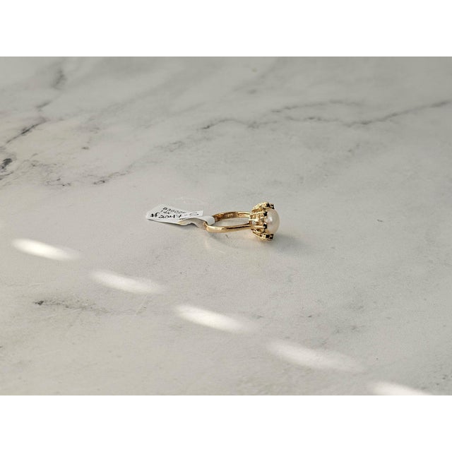 2020s 8MM Pearl Ring with Sapphire Halo 14k Yellow Gold, Size 9 For Sale - Image 5 of 5