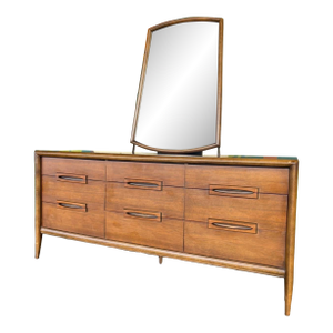 Mid Century Bassett Outlook Niner W/ Mirror