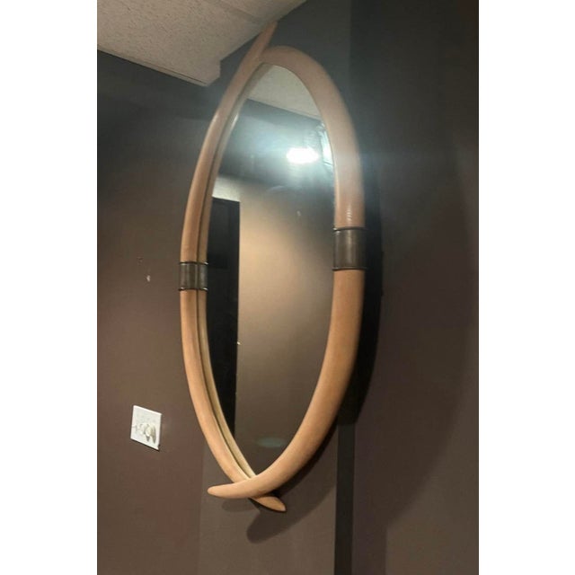 Hollywood Regency 1970s Faux Elephant Tusk and Brass Wall Mirror by Chapman For Sale - Image 3 of 7