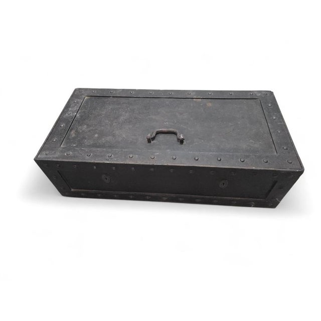 German Carriage Safe in Wrought Iron, 1890 For Sale - Image 4 of 11