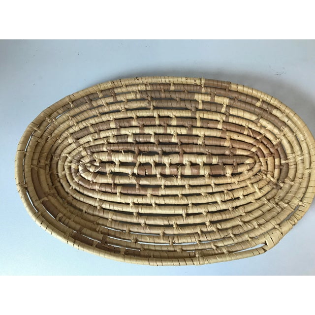 Vintage Oval Straw Basket Tray For Sale - Image 4 of 6