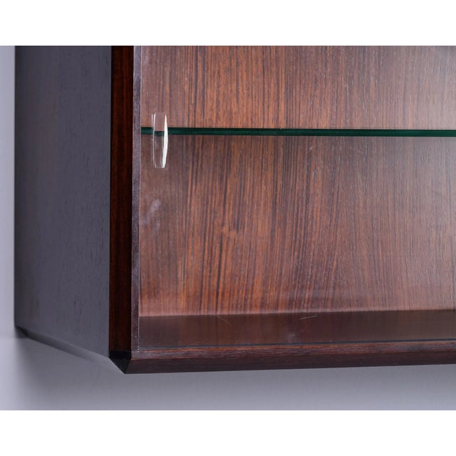 1960s Italian Mid Century Wall Cabinet in Walnut With Glass Doors and Interior Shelves For Sale - Image 5 of 9