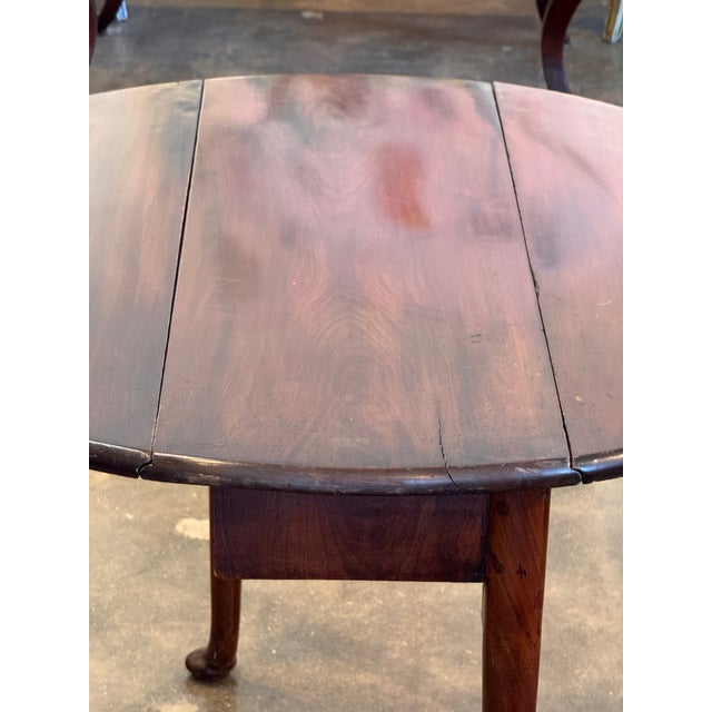 Early 19th Century George III Mahogany Drop-Leaf Table For Sale - Image 9 of 12