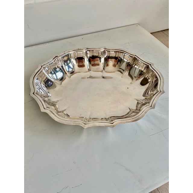 International Silver 1950s English Bread Bowl For Sale - Image 4 of 5
