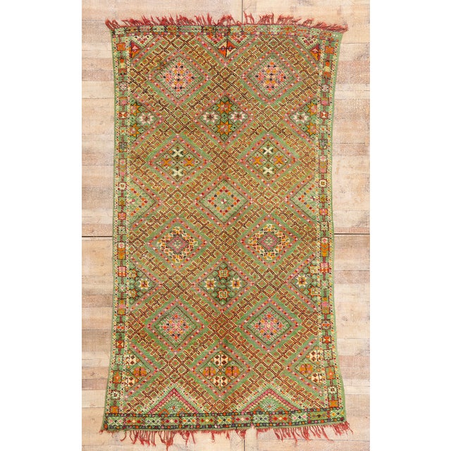 Vintage Beni M'Guild Moroccan Rug, 05'04 X 09'08 For Sale - Image 10 of 10