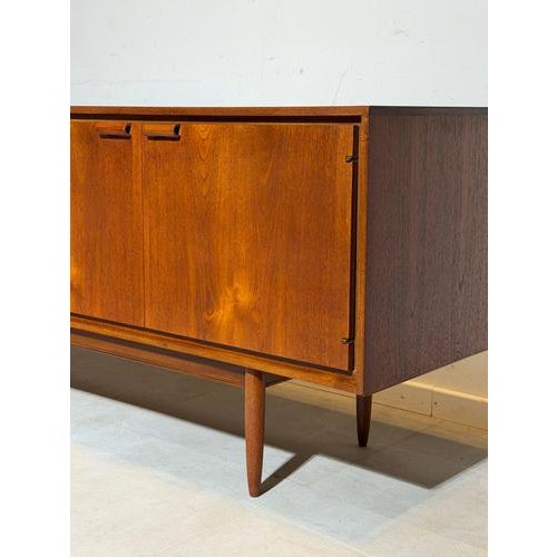Large Mid-Century Modern British Teak Sideboard from Austinsuite For Sale - Image 3 of 10