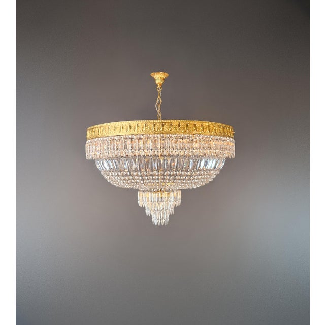 Exquisite Antique Chandelier: A Restored Masterpiece from a Bygone Era Discover the charm of bygone eras with our...