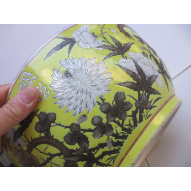 Chinese Porcelain Center Bowl Guangxu Seal Late 19th For Sale - Image 14 of 16