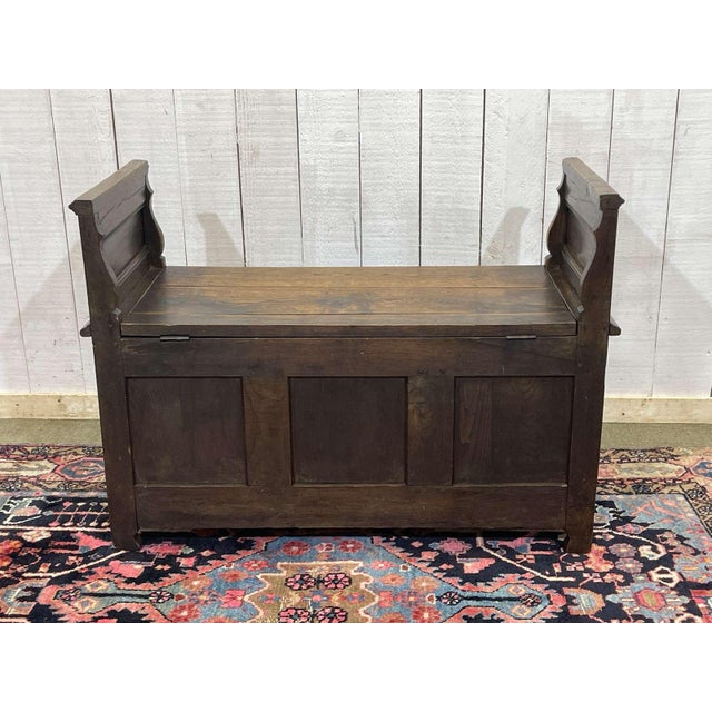 Early 20th Century Breton Storage Bench in Oak and Chestnut For Sale - Image 12 of 16