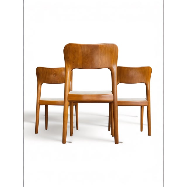 Niels Koefoed Danish Modern Dining Chairs in Teak by Niels Koefoed for Koefoeds Hornslet Møbelfabrik A/S, Denmark, 1970s, Set of 3 For Sale - Image 4 of 16