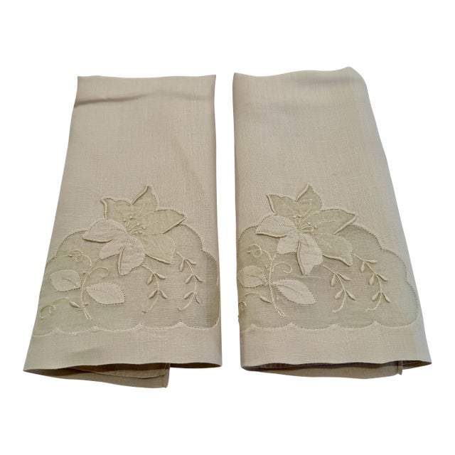 Pair Vintage Beige Madeira Linen & Organza Fingertip Towels For Sale