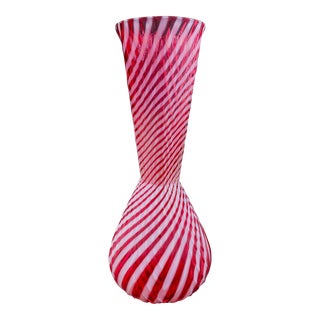 Mid 20th Century Hobbs Brockunier & Co Opalescent Cranberry Red Swirl Art Glass Vase For Sale