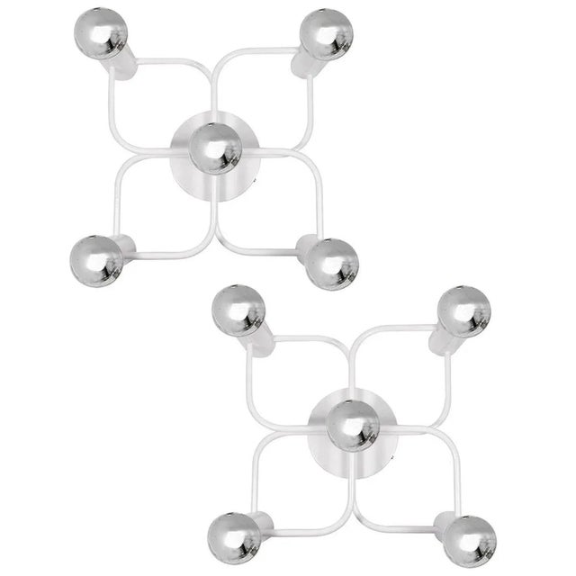 White Sculptural Brass 5-Light Ceiling or Wall Flush Mounts by Leola for Sciolari, 1970s, Set of 2 For Sale - Image 12 of 13