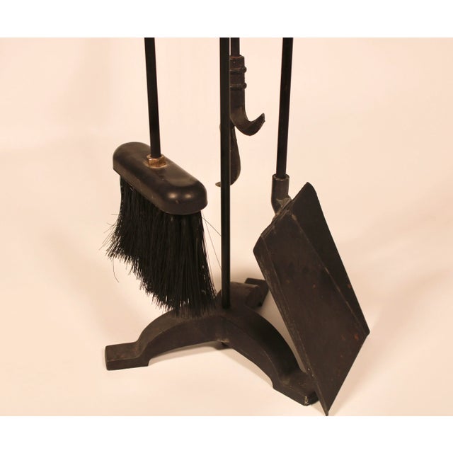 Mid Century Modern Black and Gold Iron and Brass Fireplace Tool Set For Sale - Image 4 of 8