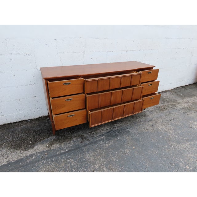 Kent Coffey Kent Coffey Parkway Mid Century Modern Low Long Dresser Bathroom Vanity 6385 For Sale - Image 4 of 16