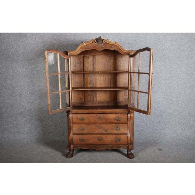Little Baroque Showcase in Oak, 1800s For Sale - Image 16 of 18
