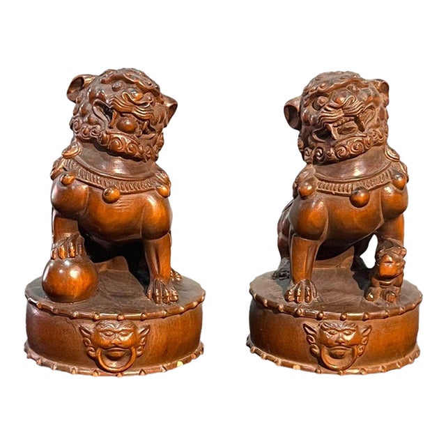 Vintage Boxwood Carved Foo Dogs / Guardian Lions - Pair of Miniature Statues For Sale