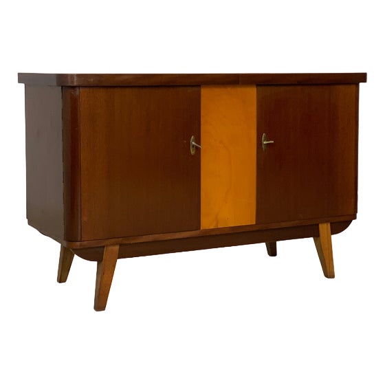 Mid-Century Dresser or Sideboard For Sale
