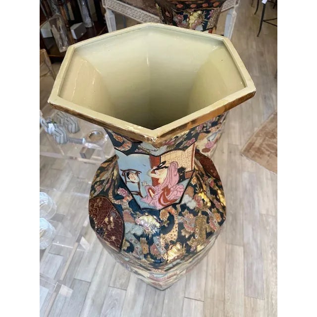 1980s Chinese Satsuma Vases- Set of 2 For Sale In New York - Image 6 of 8