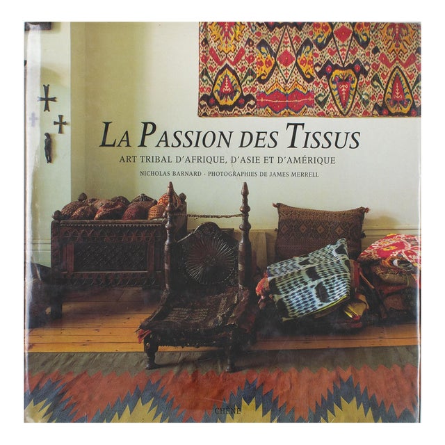 A Passion for Textiles, French Book by Nicholas Barnard, 1989 For Sale