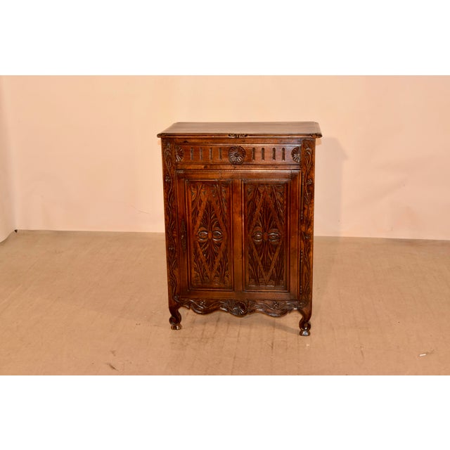 19th C French Carved Oak Buffet For Sale - Image 4 of 11