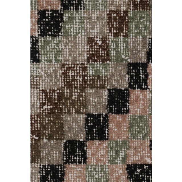 Vintage Zeki Müren Runner Rug in Polychrome Geometric Pattern, From Rug & Kilim For Sale In New York - Image 6 of 7