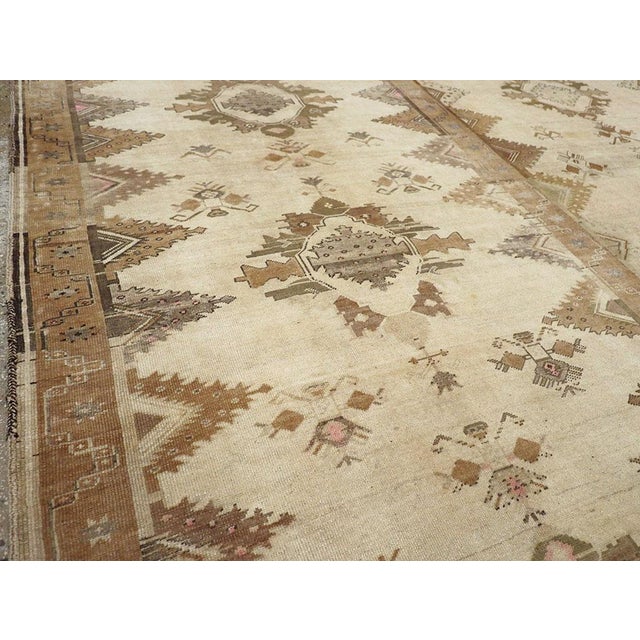 Mid 20th Century Galerie Shabab Collection Mid-20th Century Turkish Anatolian Room Size Carpet For Sale - Image 5 of 10