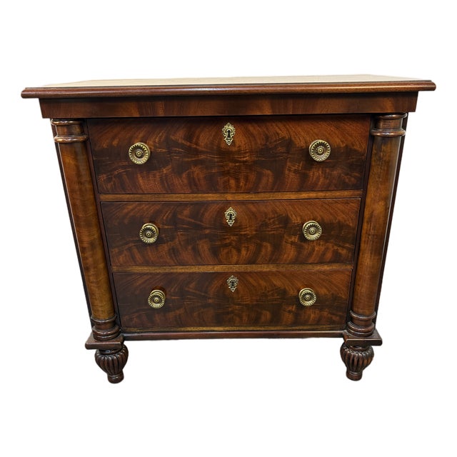 1980s Henredon Historic Nachez Collection Crotch Mahogany Bachelors Chest For Sale