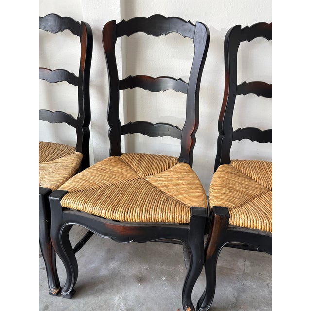 Late 20th Century French Provincial Ladderback Chair Rush Seat For Sale In Orlando - Image 6 of 10
