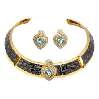 1990s Rare Gucci 18k Yg Diamond Aquamarine Black Enamel Necklace and Earring Set For Sale