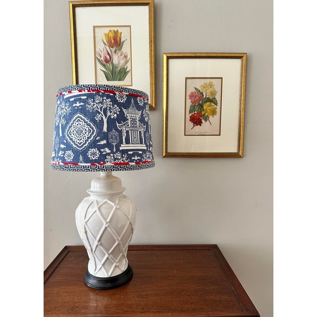 Chinoiserie Vintage White Ceramic Bamboo Patterned Lamp With Fabric Shade For Sale - Image 3 of 10