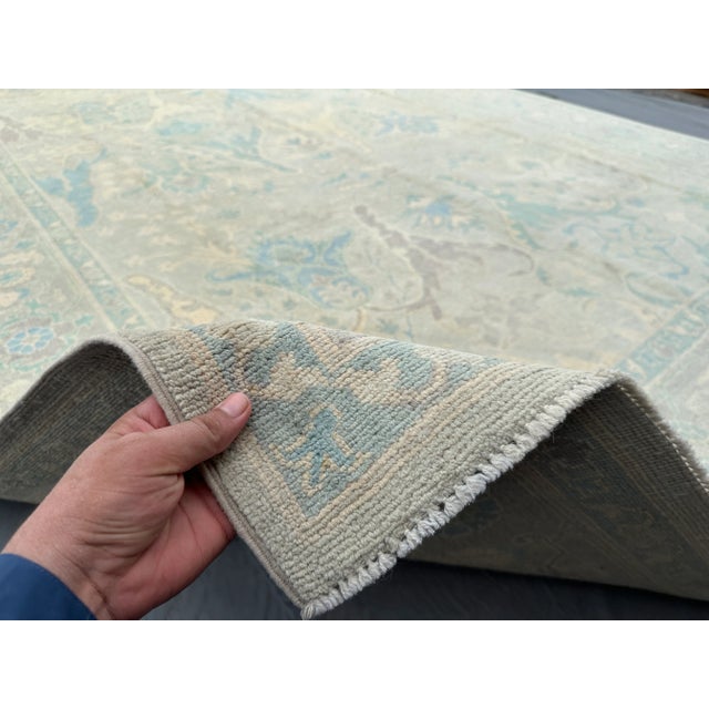 Textile Shabby Chic Faded Oushak Wool Rug – Ivory/Blue – 9′1″ × 12′6″ For Sale - Image 7 of 9