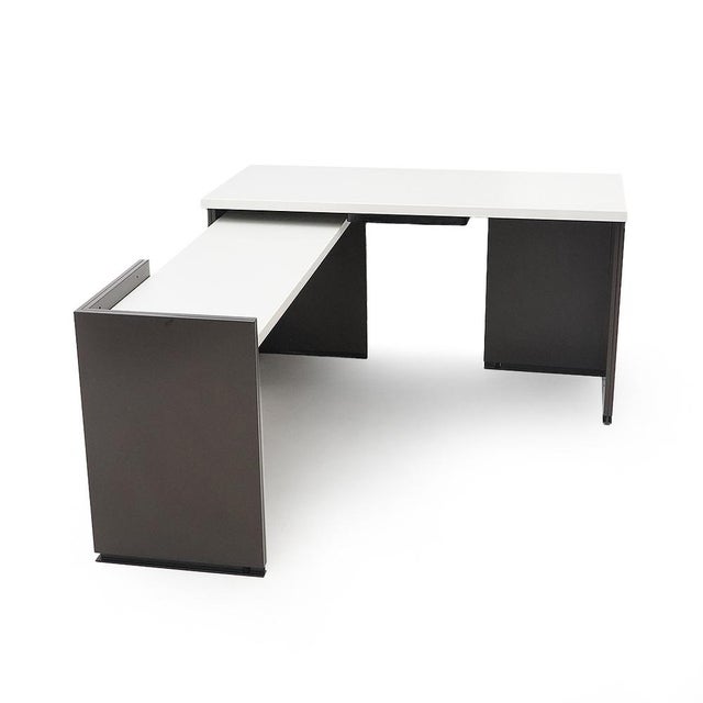 Brown Graphis Desk by Osvaldo Borsani for Tecno, 1970s For Sale - Image 8 of 17