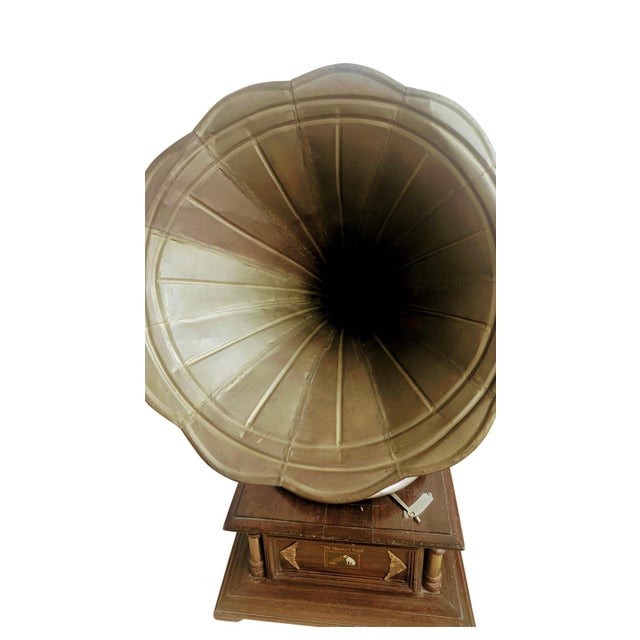 1940s Antique Original Masters Voice Gramaphone- Phonograph 1940s For Sale - Image 5 of 12