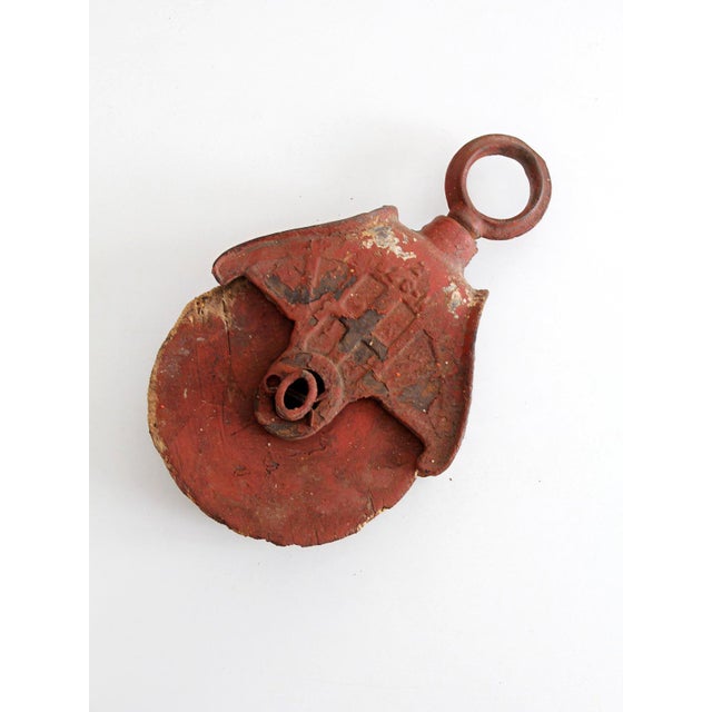 Early 20th Century Antique f.e. Myers & Bro. Knot Passing Barn Hay Pulley For Sale - Image 5 of 12