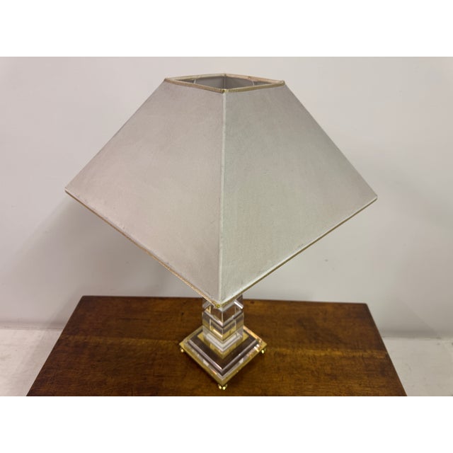 Acrylic and Brass Table Lamp in the style of Sandro Petti, 1970s For Sale - Image 11 of 13