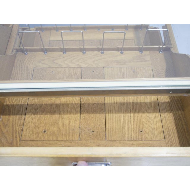 Shop Counter in Birch and Oak with Twenty Drawers, 1940s For Sale - Image 16 of 18