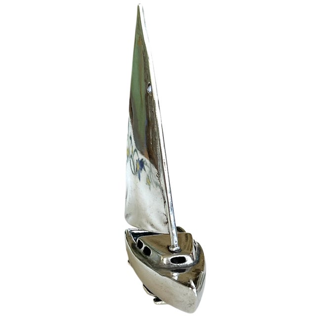 Traditional 1980s Miniature Sterling Sailboat Sculpture – Handcrafted 925 Silver For Sale - Image 3 of 8