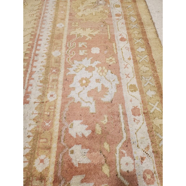 Early 20th Century Antique Turkish Oushak Carpet, Handmade Oriental Rug, Gold, Coral, Green, Taupe For Sale - Image 5 of 18