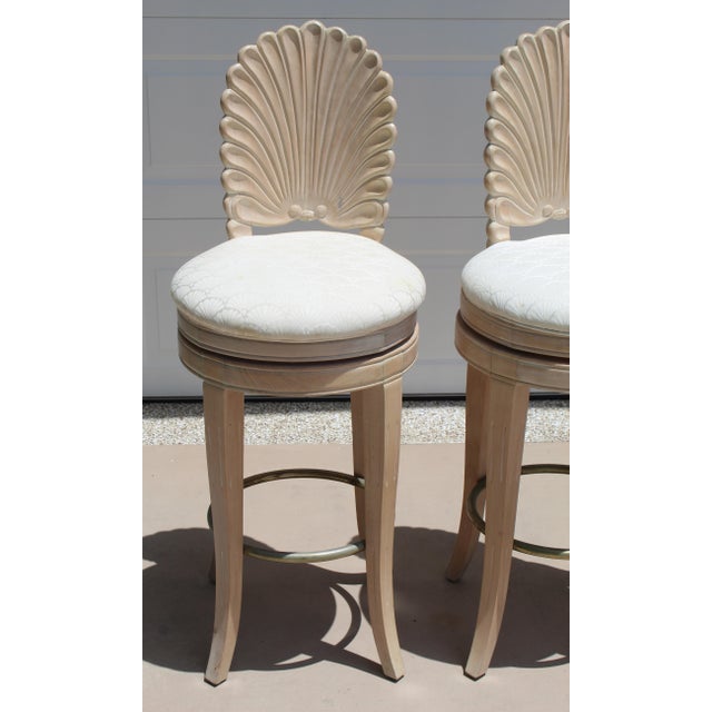 1980s Vintage Italian Hollywood Regency Grotto Shell-Back Swivel Bar Stools - Set of 3 For Sale - Image 4 of 18