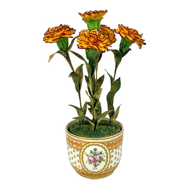 Bouquet of French Marigolds by Didier Gardillou – Contempory – 18th-Century Paris Porcelain Pot – À La Reine Manufactory For Sale