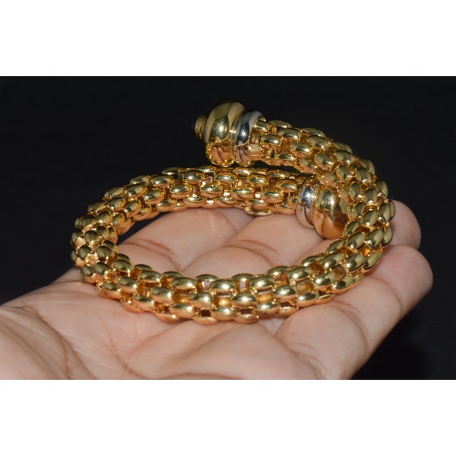 Gold Late 20th Century Rare Fope Flex’it Blue Sapphire Woven Wrap Bangle Bracelet in 18k Yellow & White Gold For Sale - Image 8 of 17