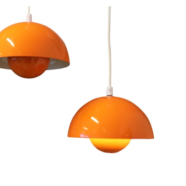 Red Vintage VP1 Flower Pot Lamp in Orange Metal by Verner Panton for Louis Poulsen, 1960s, Set of 2 For Sale - Image 8 of 8