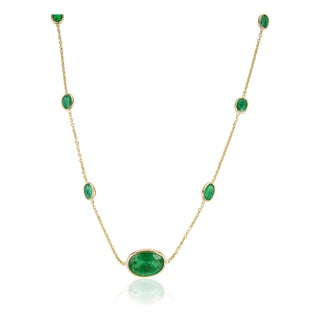VRJewels 3.47 Carats Zambian Emeralds Chic Byzantine Necklace in 14k Yellow Gold For Sale