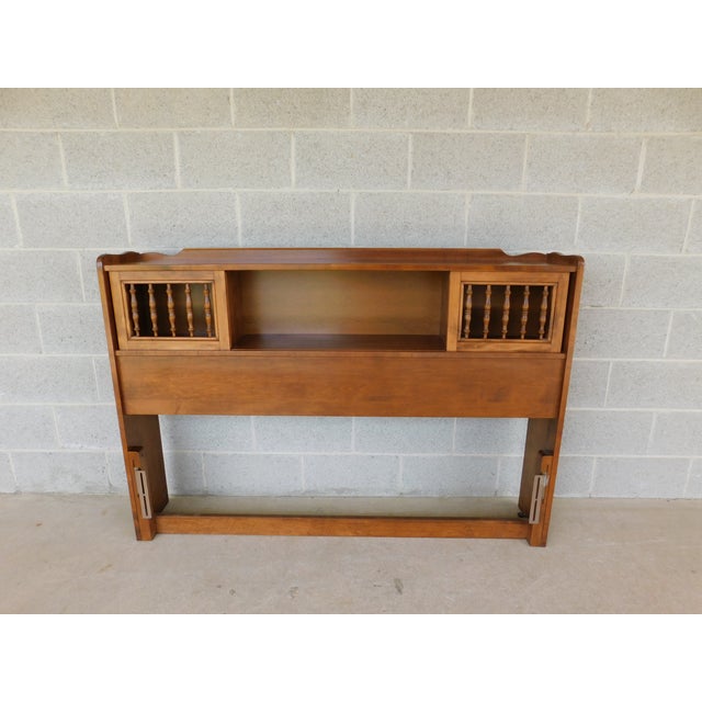Late 20th Century Ethan Allen Heirloom Nutmeg Full Size Maple Bookshelf Headboard For Sale - Image 5 of 9