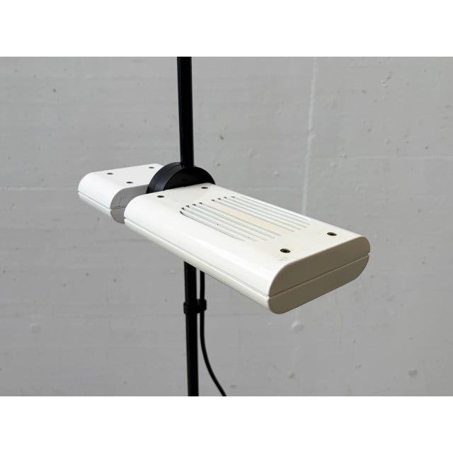 Black Model Aton Terra Floor Lamp by Ernesto Gismondi for Artemide, 1980s For Sale - Image 8 of 18